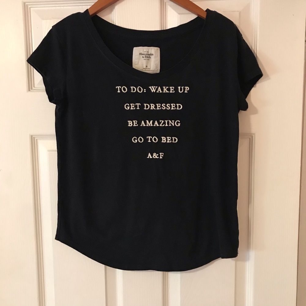 Abercrombie & Fitch women’s tee shirt navy blue M